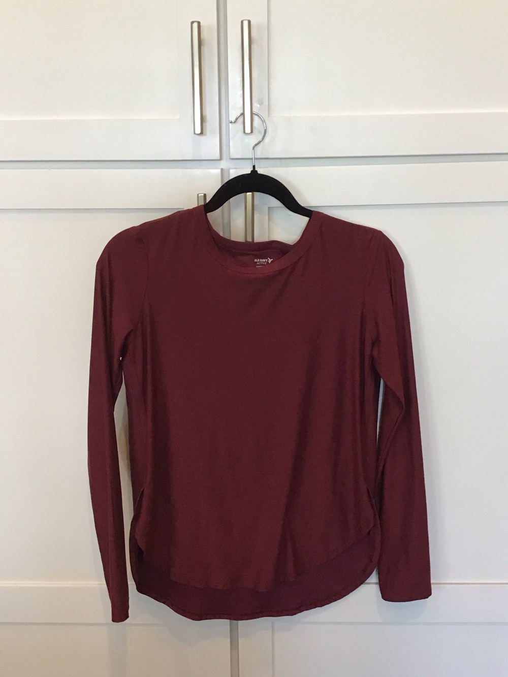 Old Navy Long Sleeve Tee Maroon